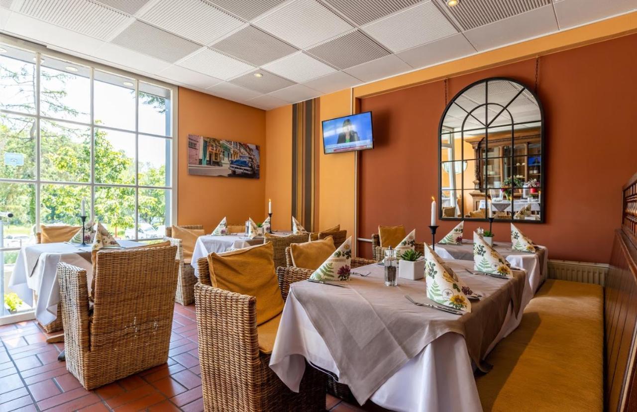 באד סודן אם טאונוס Thermen Hotel & Restaurant Bad Soden מראה חיצוני תמונה